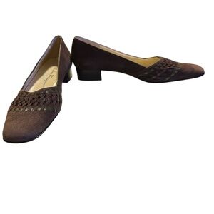 Salvator Ferragamo Boutique Brown Suede Flats Size 7